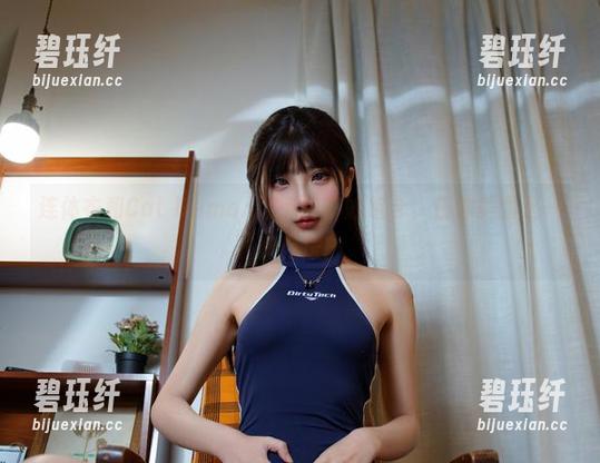 连体衣和Cat Demon喵崽的奇妙组合，仿佛美图是一种魔法！